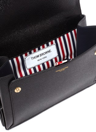 Detail View - Click To Enlarge - THOM BROWNE  - Stripe shoulder strap mail envelope leather pouch