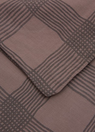Detail View - Click To Enlarge - SOCIETY LIMONTA - Cech Queen Size Duvet – Cacao