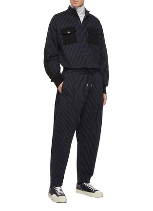 Figure View - Click To Enlarge - FENG CHEN WANG - Contrast back flap pocket pinstripe half-zip top