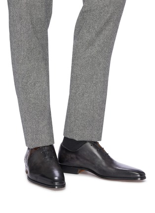 Figure View - Click To Enlarge - MAGNANNI - Stitched leather Oxfords