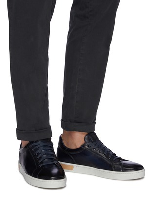 Figure View - Click To Enlarge - MAGNANNI - Leather sneakers