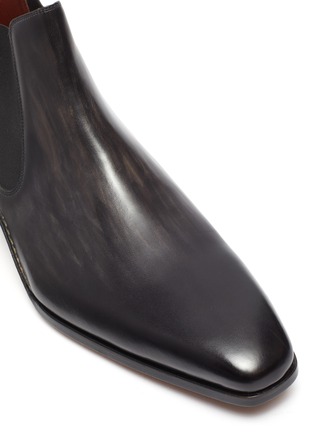 Detail View - Click To Enlarge - MAGNANNI - Stitched leather Chelsea boots