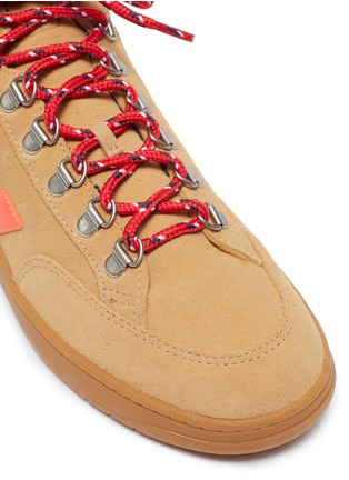 Detail View - Click To Enlarge - VEJA - 'Roraima' suede high top sneakers