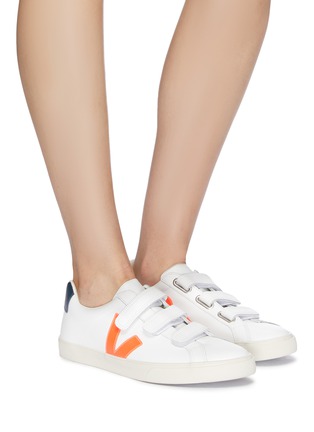 Figure View - Click To Enlarge - VEJA - '3-Lock Logo' leather sneakers