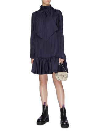 Figure View - Click To Enlarge - JW ANDERSON - Sash tie mock neck pleated satin dress