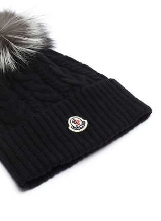 Detail View - Click To Enlarge - MONCLER - Fox fur pompom knit beanie