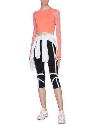 Figure View - Click To Enlarge - PARTICLE FEVER - Contrast sleeve cropped performance top