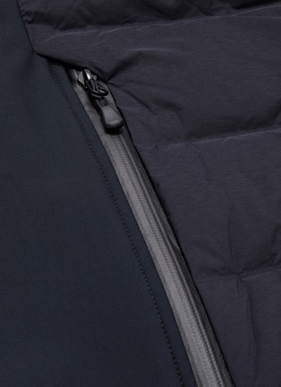  - CANADA GOOSE - 'Hybridge' reflective stripe hooded puffer jacket