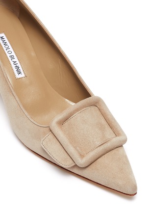 Detail View - Click To Enlarge - MANOLO BLAHNIK - 'Maysale 50' square brooch suede pumps
