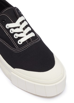 Detail View - Click To Enlarge - GOOD NEWS - 'Bagger 2' contrast topstitching cotton sneakers