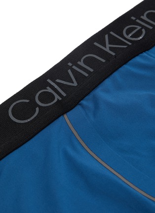 Detail View - Click To Enlarge - CALVIN KLEIN UNDERWEAR - 'CK Black' logo waistband boxer briefs