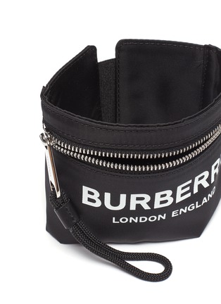 Detail View - Click To Enlarge - BURBERRY - Logo print armband pouch