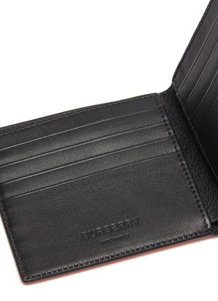 Detail View - Click To Enlarge - BURBERRY - 'National Rail' logo slogan print leather bifold wallet