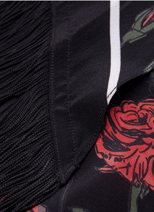 Detail View - Click To Enlarge - ROCKINS - 'Roses' classic skinny fringed silk scarf
