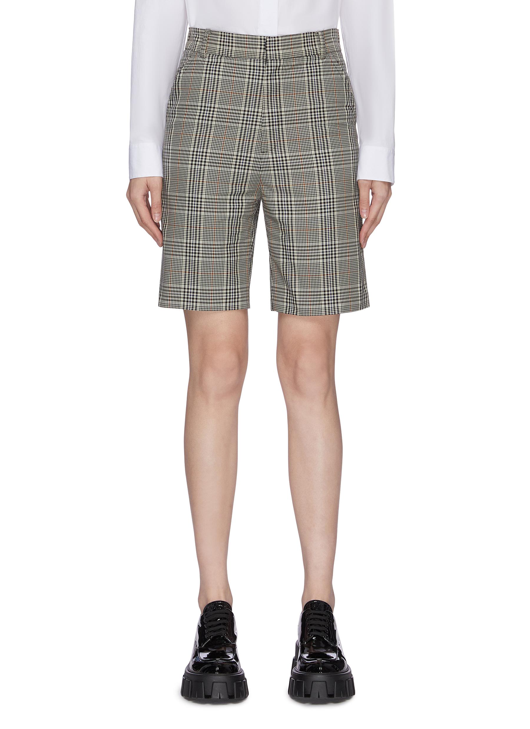 Check plaid shorts by Märchen Coshio Online Shop
