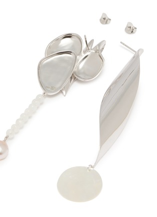 Detail View - Click To Enlarge - MING YU WANG - 'Majorelle' Mother-Of-Pearl drop earrings