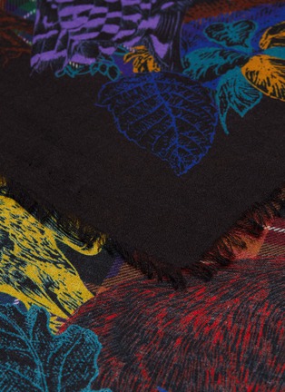 Detail View - Click To Enlarge - FRANCO FERRARI - 'Risiko' animal print tartan plaid scarf