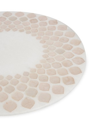 Detail View - Click To Enlarge - BETHAN GRAY - Large Jali Petal cake stand