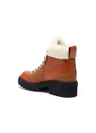  - CHLOÉ - 'Bella' embossed panelled shearling hiking boots