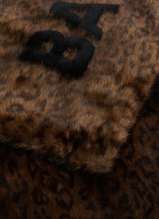 Detail View - Click To Enlarge - BALENCIAGA - Logo intarsia faux fur scarf