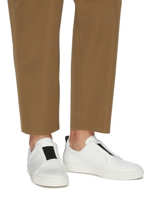 Figure View - Click To Enlarge - PIERRE HARDY - 'Slider' elastic band leather slip-on sneakers