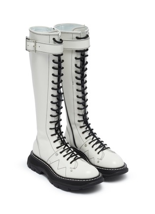Detail View - Click To Enlarge - ALEXANDER MCQUEEN - Contrast stitching chunky outsole patent leather combat boots