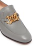 Detail View - Click To Enlarge - GUCCI - Horsebit chain leather loafer pumps
