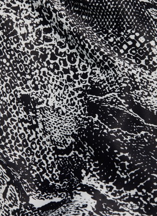 Detail View - Click To Enlarge - MATICEVSKI - 'Recognise' graphic print contrast hem asymmetric skirt