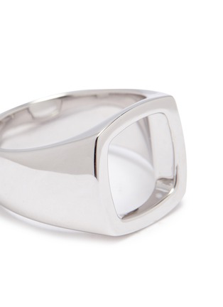 Detail View - Click To Enlarge - TOM WOOD - 'Cushion Open' cutout silver signet ring – Size 60