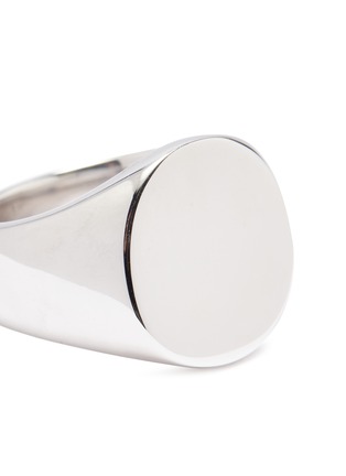 Detail View - Click To Enlarge - TOM WOOD - 'Oval Polished' silver signet ring – Size 60