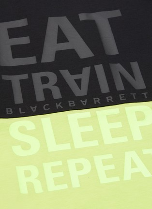  - BLACKBARRETT - Colourblock slogan print performance T-shirt