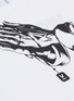  - REIGNING CHAMP - 'Victory Prayer Hand' graphic logo print t-shirt