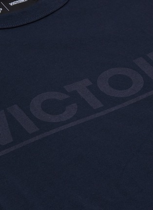  - REIGNING CHAMP - 'Victory Victoire' logo print t-shirt