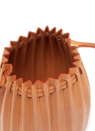 Detail View - Click To Enlarge - MANSUR GAVRIEL - Pleated leather bucket bag