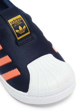 Detail View - Click To Enlarge - ADIDAS - 'Superstar 360' 3-Stripes toddler sneakers
