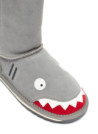 Detail View - Click To Enlarge - EMU AUSTRALIA - 'Little Creatures Shark' kids suede boots