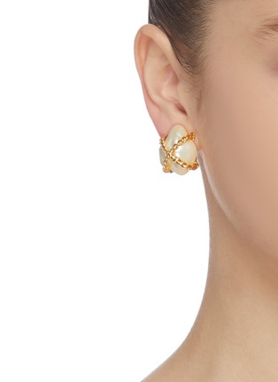 Figure View - Click To Enlarge - KENNETH JAY LANE - 'X' nugget cultura pearl clip earrings