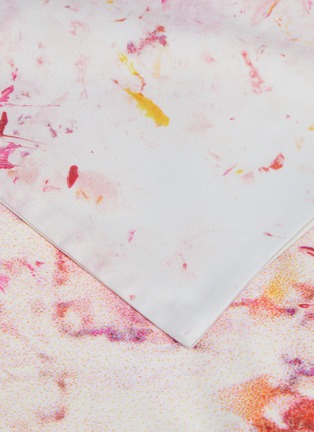 Detail View - Click To Enlarge - LANE CRAWFORD - Sakura Print King Size Duvet Set – Pink
