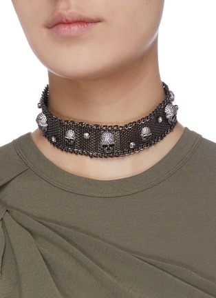 Figure View - Click To Enlarge - BUTLER & WILSON - Skull mesh collar necklace