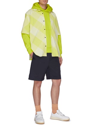 Figure View - Click To Enlarge - ACNE STUDIOS - Fluorescent ribbed label hoodie