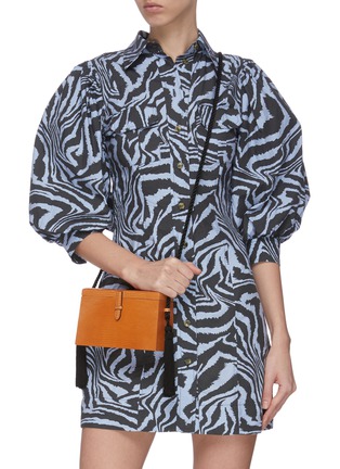 Figure View - Click To Enlarge - HUNTING SEASON - 'The Square Trunk' in lizardskin leather with tassels