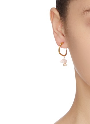 Figure View - Click To Enlarge - JOANNA LAURA CONSTANTINE - Wave pearl hoop earrings
