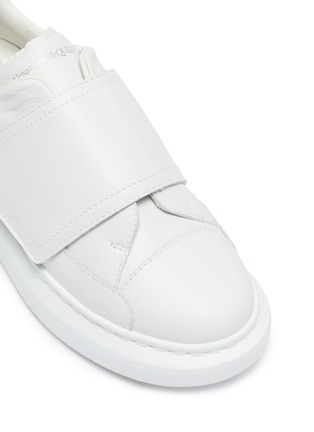 Velcro chunky outsole kids sneakers 