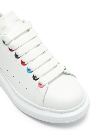 Detail View - Click To Enlarge - ALEXANDER MCQUEEN - 'Larry' rainbow eyelet oversized sneakers