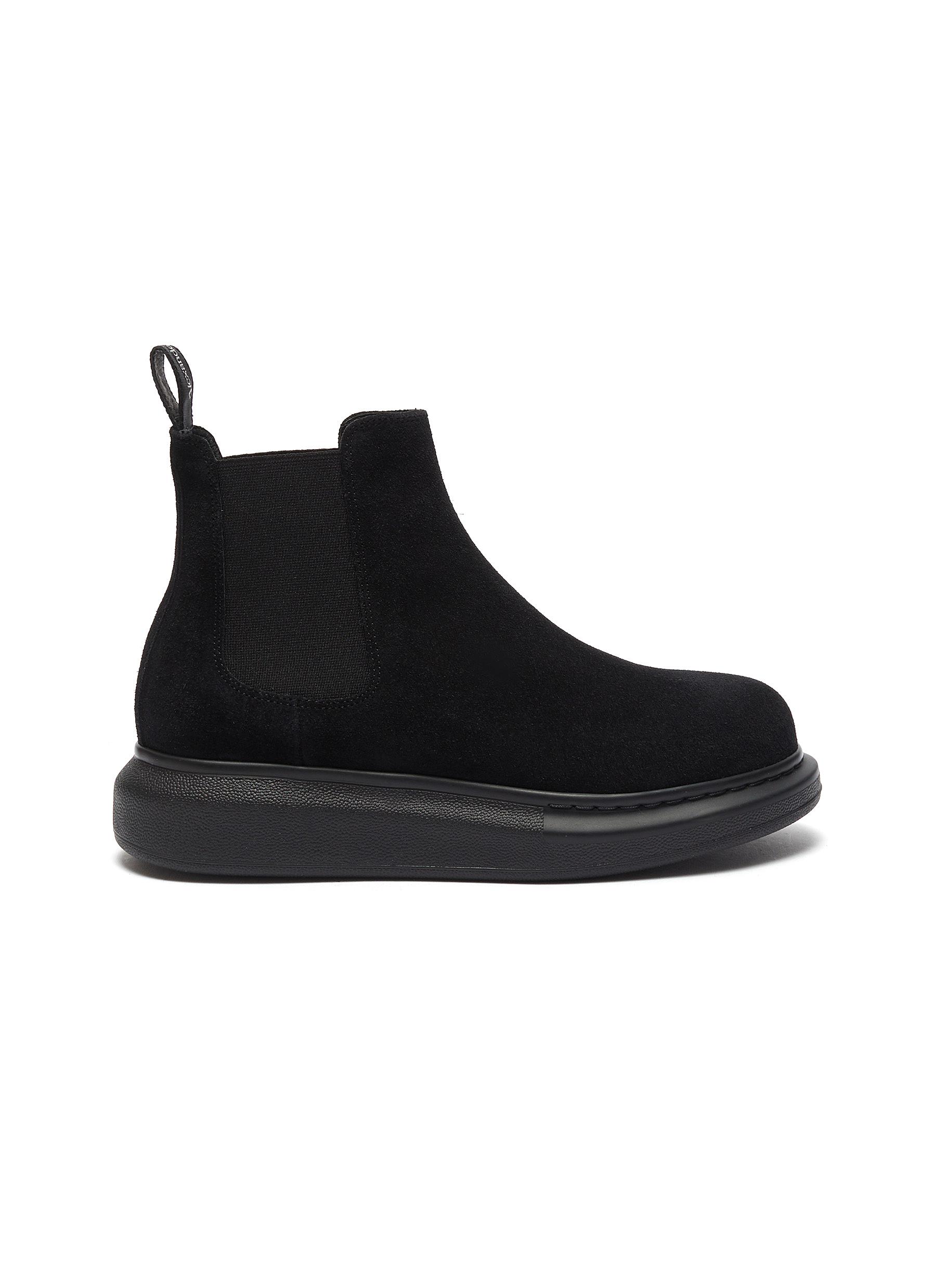 Oversized suede chelsea boots 