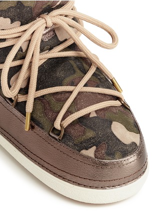 Detail View - Click To Enlarge - INUIKII - 'Camouflage' print sheepskin shearling boots
