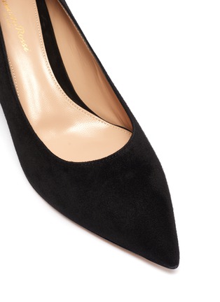 Detail View - Click To Enlarge - GIANVITO ROSSI - Point toe suede pumps