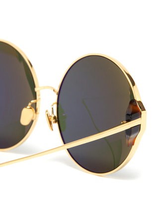 Detail View - Click To Enlarge - LINDA FARROW - Round metal frame sunglasses