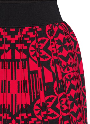 Detail View - Click To Enlarge - ALEXANDER MCQUEEN - Patchwork jacquard pleat skirt