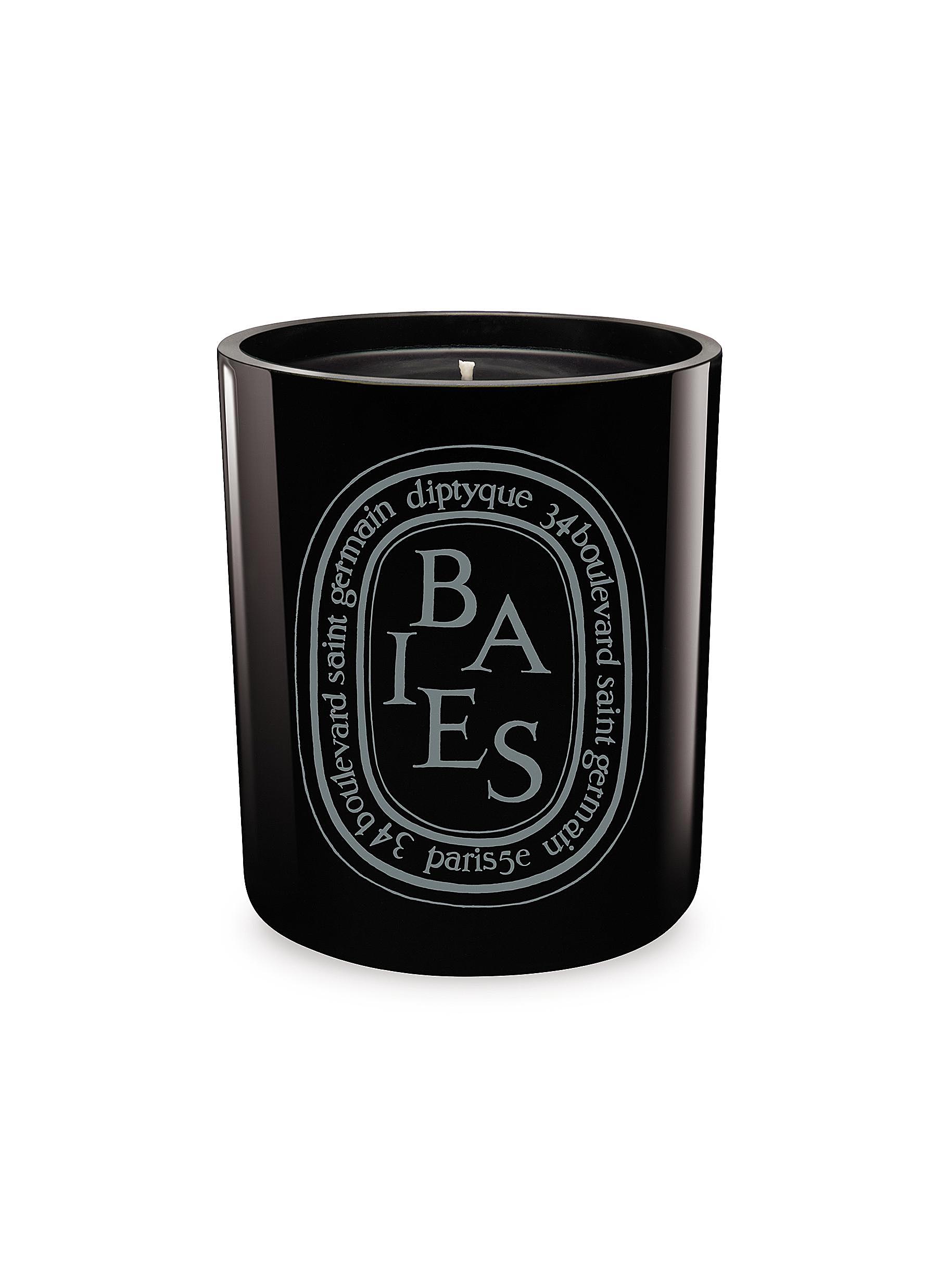 Baies Noires Scented Coloured Candle 300g